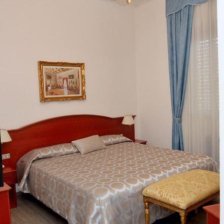 Hotel Svevia Altamura Bagian luar foto