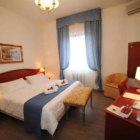Hotel Svevia Altamura Bagian luar foto