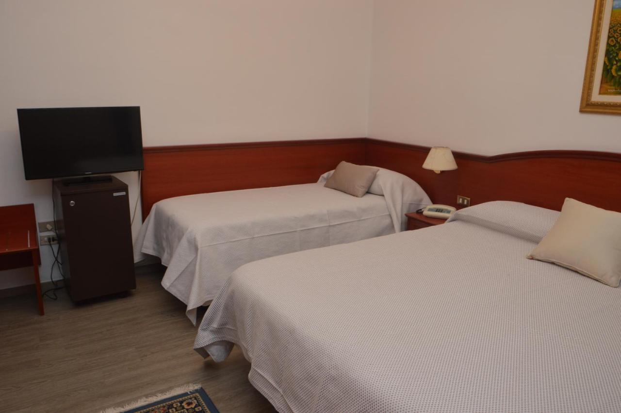 Hotel Svevia Altamura Bagian luar foto