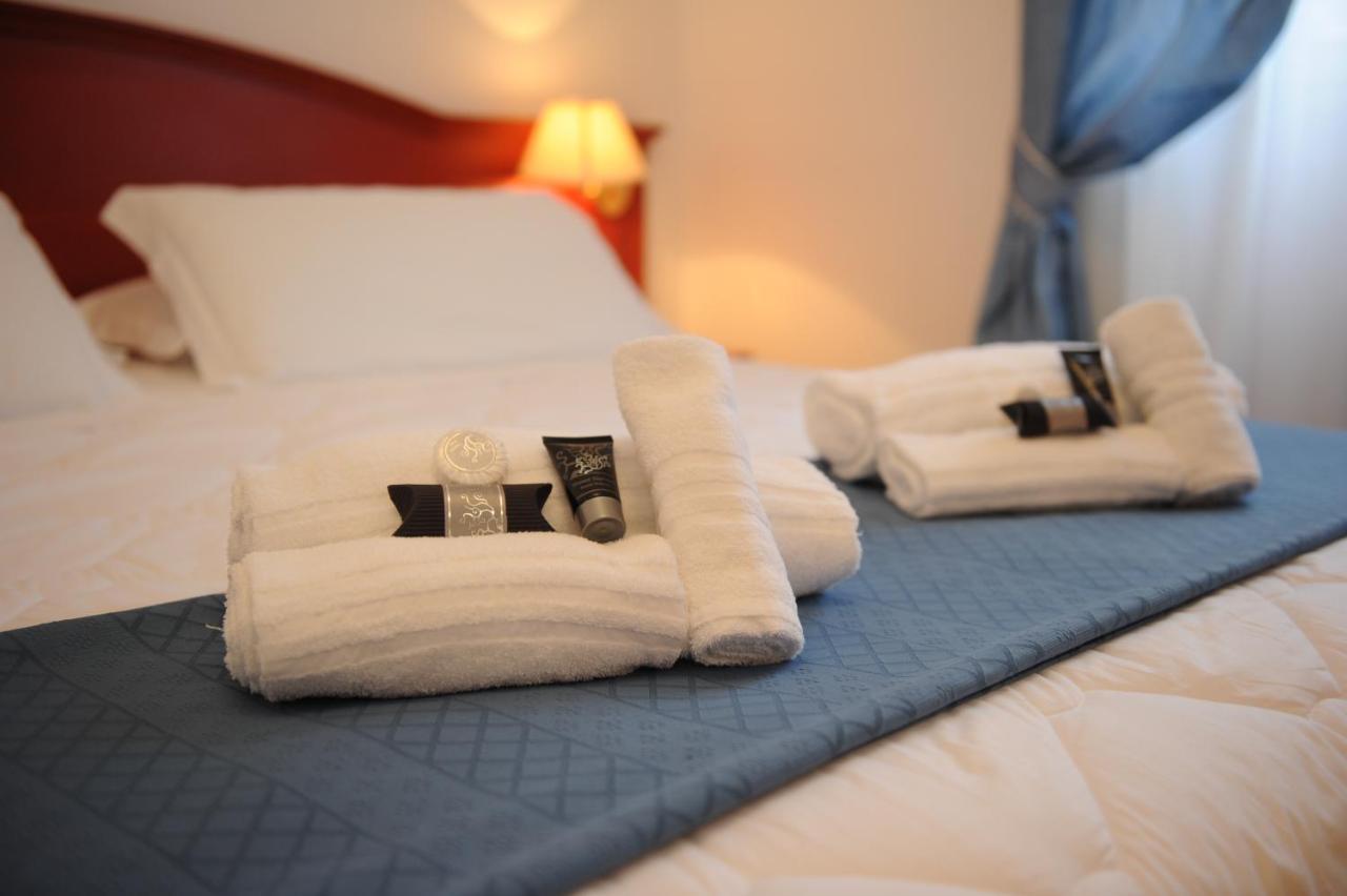 Hotel Svevia Altamura Bagian luar foto
