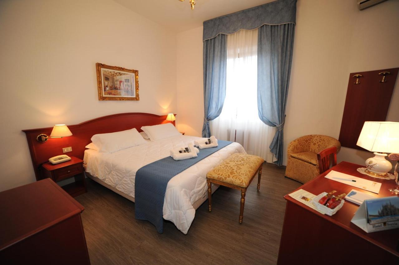Hotel Svevia Altamura Bagian luar foto