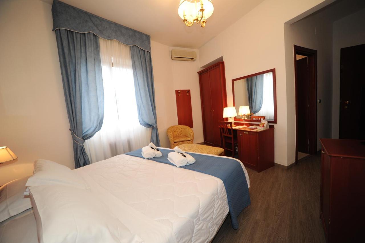 Hotel Svevia Altamura Bagian luar foto