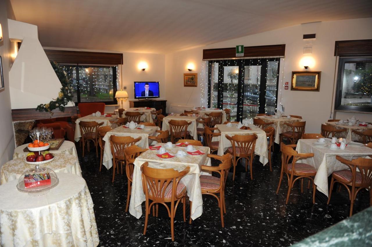 Hotel Svevia Altamura Bagian luar foto