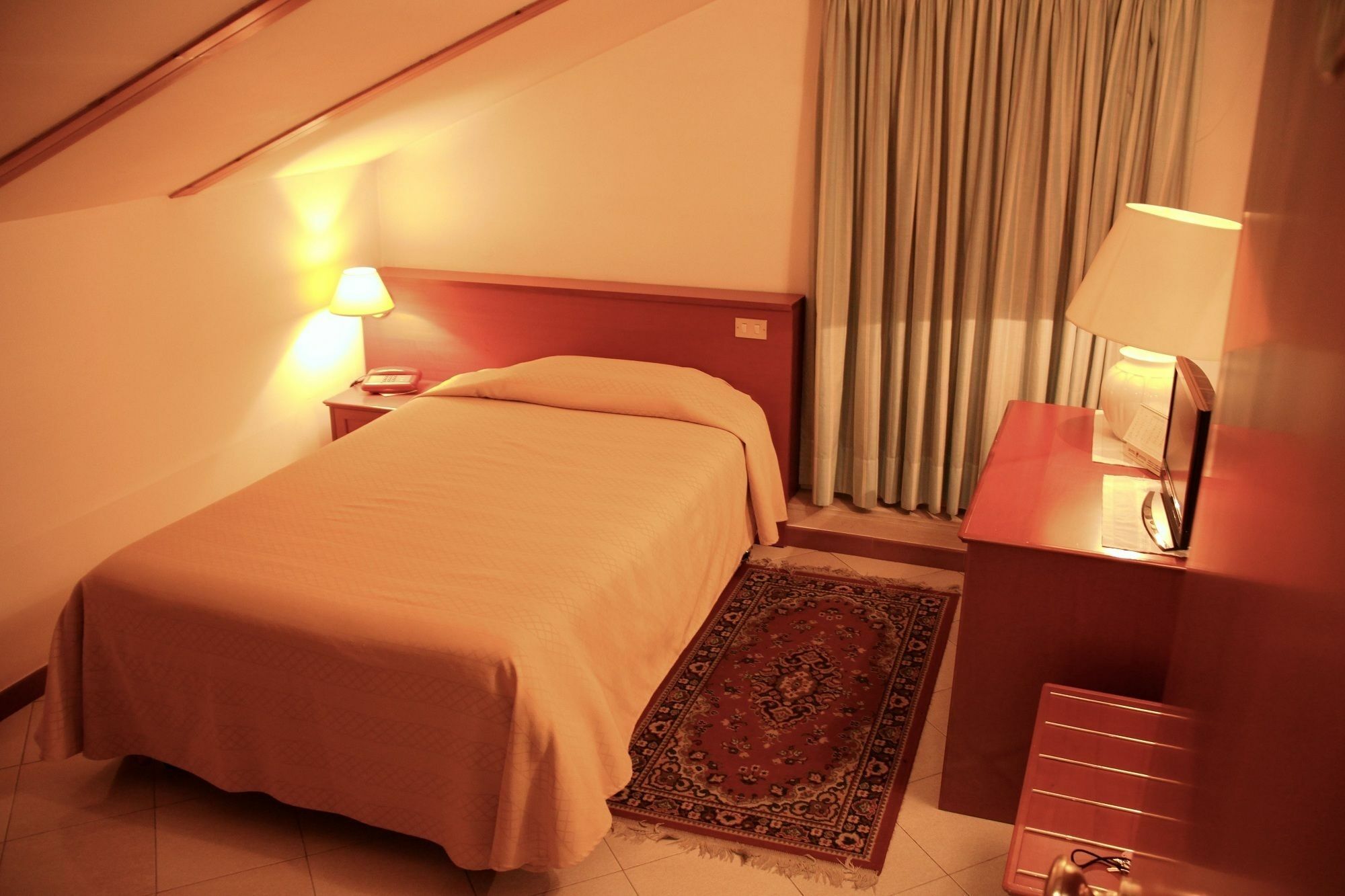 Hotel Svevia Altamura Bagian luar foto